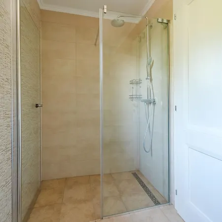 Romantische Kala Mit Schwimmbad By Interhome *